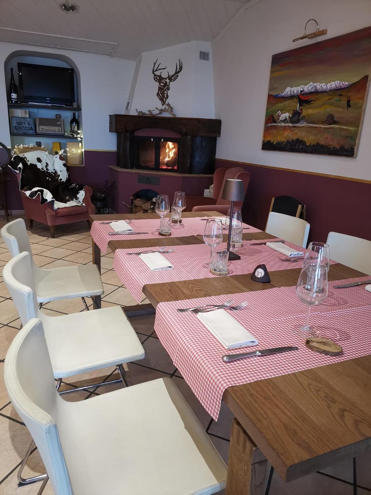 Hotel Pineta Ristorante Country House In Fabriano Campodonico  Zewnętrze zdjęcie